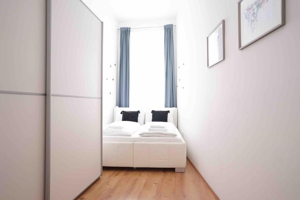 Modern Living In City Center - Fully Equipped Bécs Kültér fotó